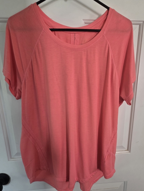 Tangerine Tops - Tangerine Coral Scoop Neck Short Sleeve Tee